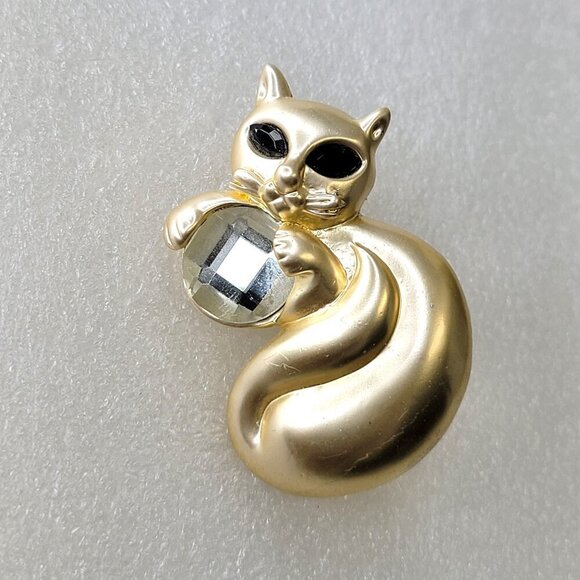 Gold Tone Cat Brooch - Picture 1 of 9
